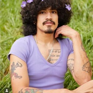 Big Bud Press Ribbed Cropped V-Neck